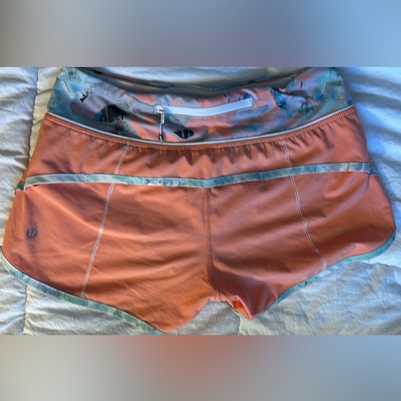 Lululemon shorts - Picture 2 of 5